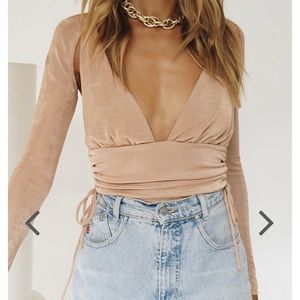 NWT Verge Girl Find Your Way Top / Taupe